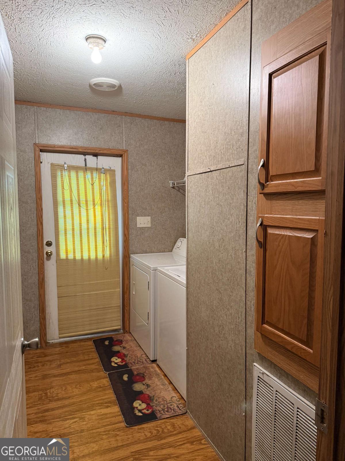 140 Crosby Street Surrency GA 31563