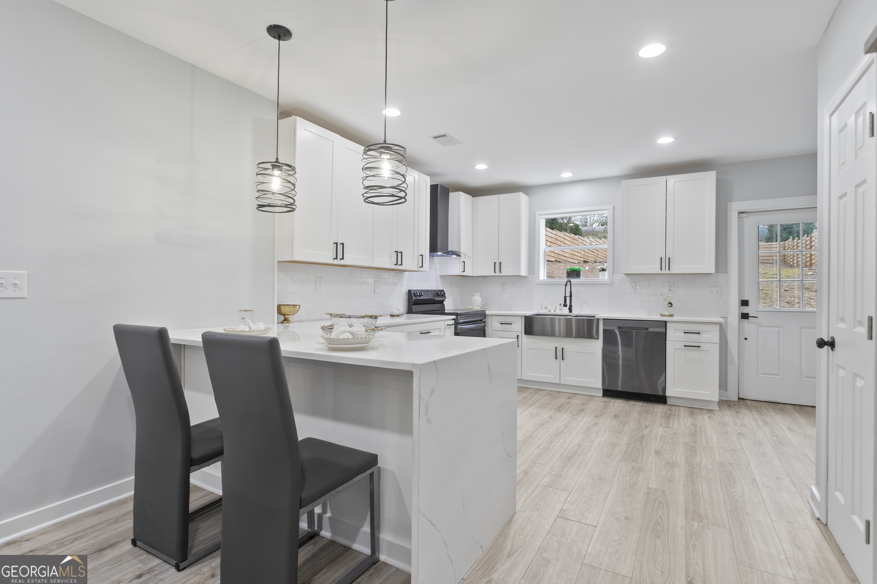1350 Elizabeth Avenue SW Atlanta GA 30310