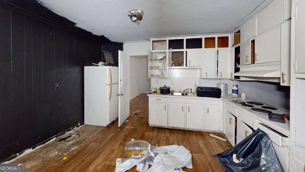 4454 Craig Drive Ellenwood GA 30294