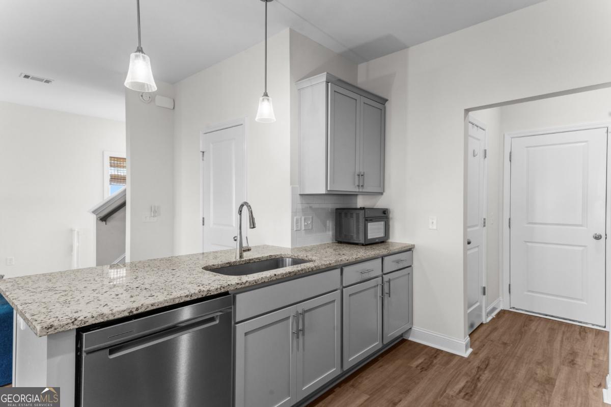 52 Buckingham Drive Midway GA 31320