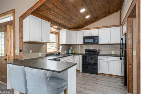 5198 Highway 52e Ellijay GA 30536