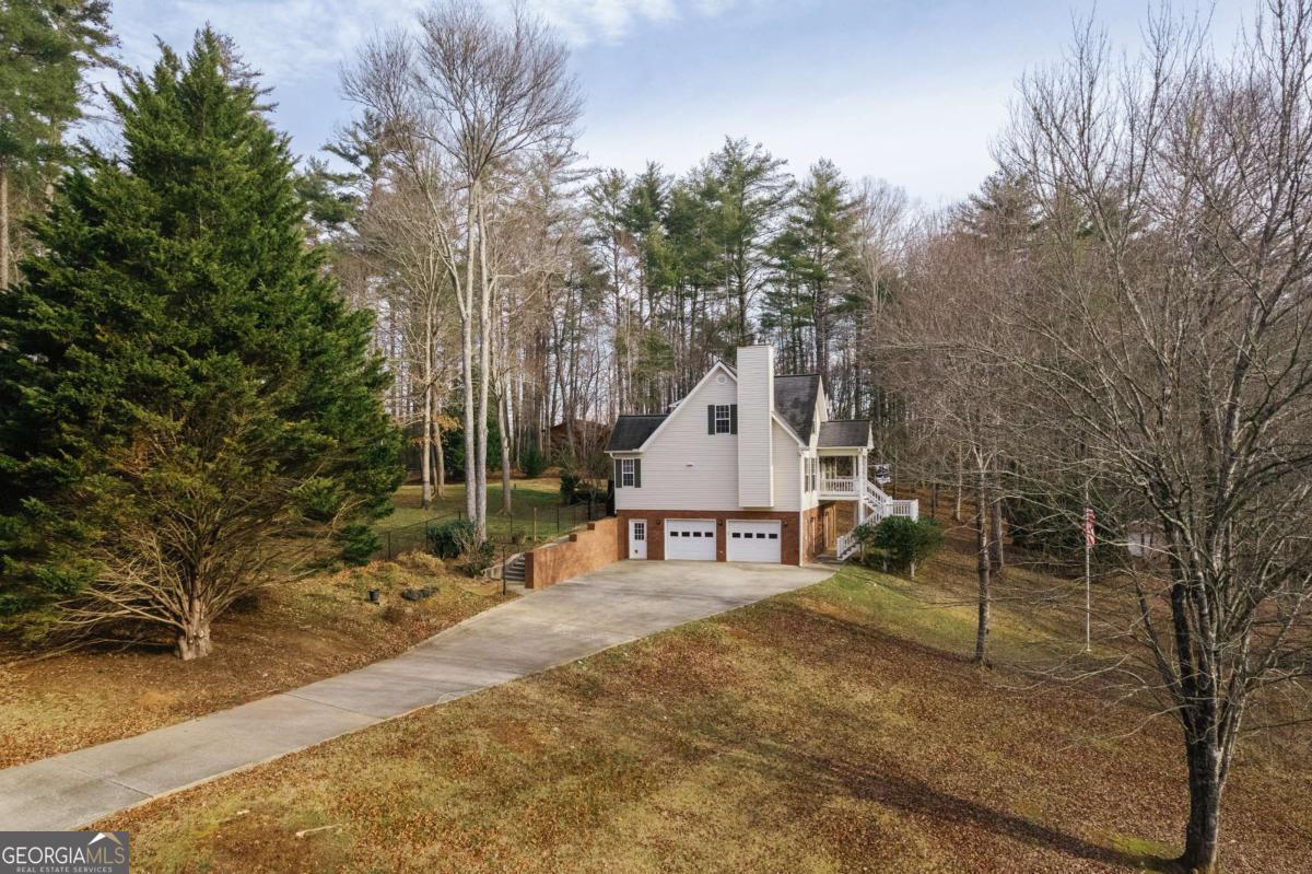 94 Old Place Drive Blue Ridge GA 30513