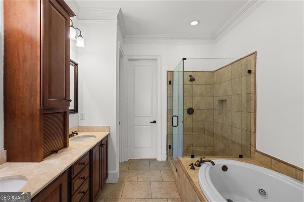 3045 Stone Gate Drive Atlanta GA 30324