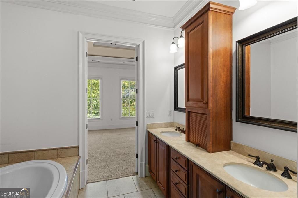3045 Stone Gate Drive Atlanta GA 30324