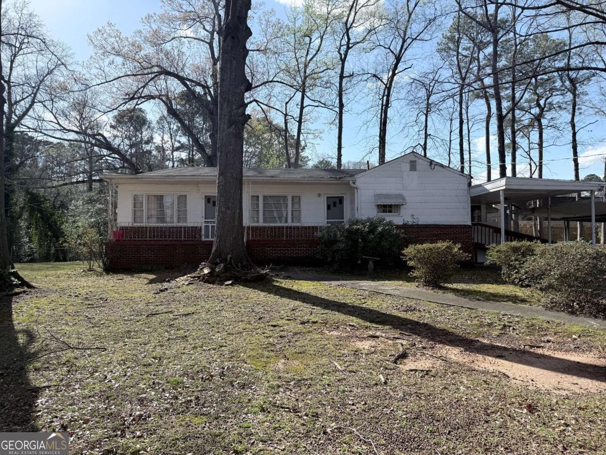 1847 Derrill Drive Decatur GA 30032