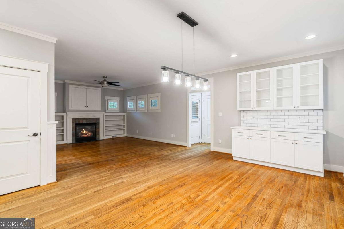 2594 Old Roswell Road SE Smyrna GA 30080