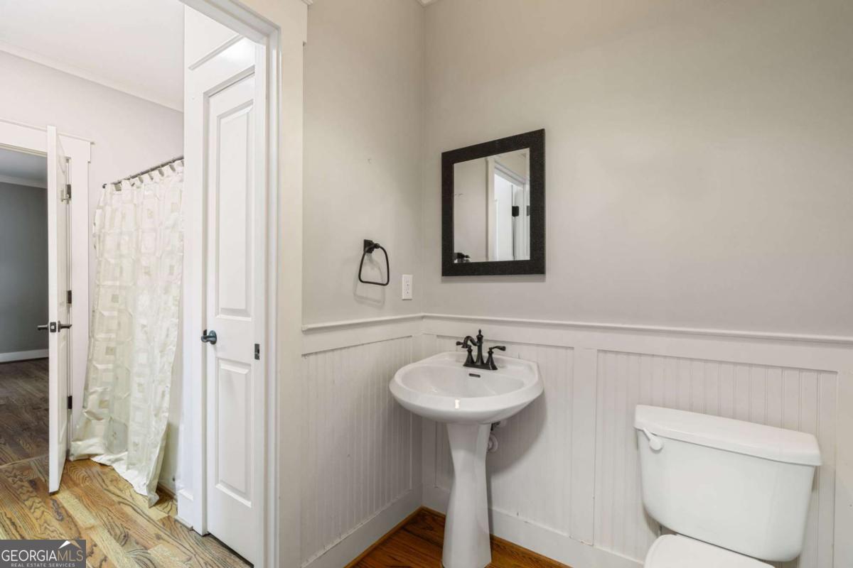 2594 Old Roswell Road SE Smyrna GA 30080