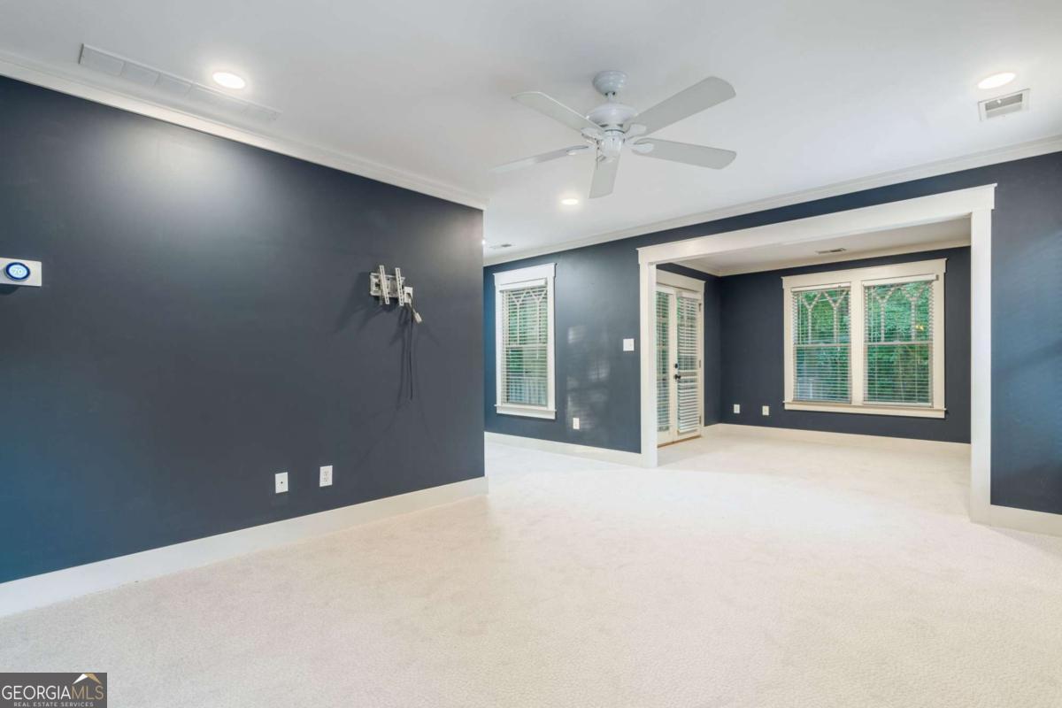 2594 Old Roswell Road SE Smyrna GA 30080