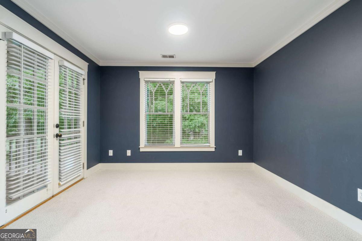 2594 Old Roswell Road SE Smyrna GA 30080