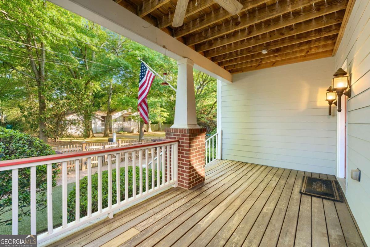 2594 Old Roswell Road SE Smyrna GA 30080