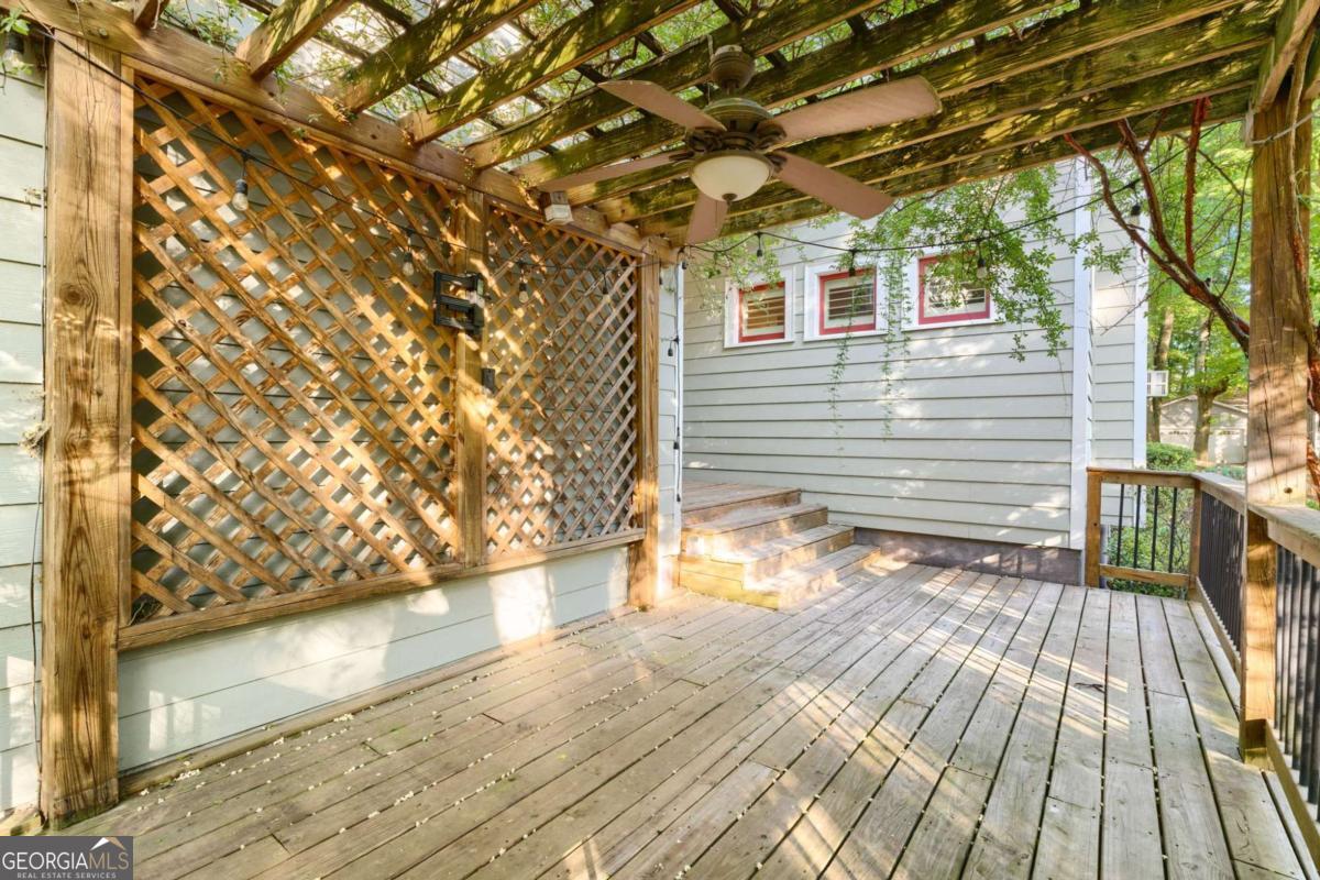 2594 Old Roswell Road SE Smyrna GA 30080