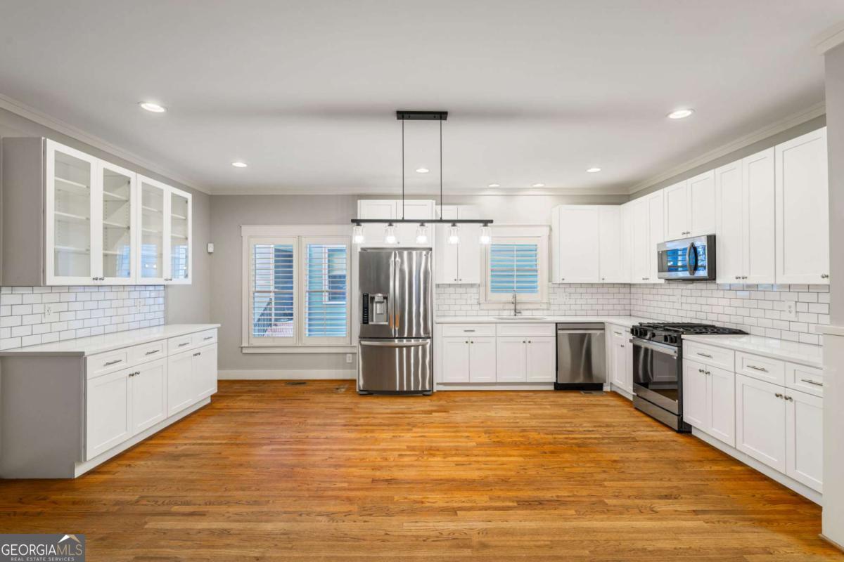 2594 Old Roswell Road SE Smyrna GA 30080