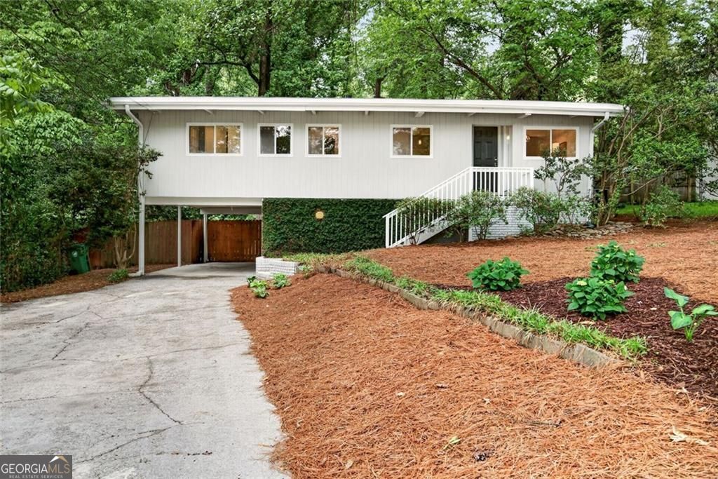 2468 Skyland Trail NE Brookhaven GA 30319