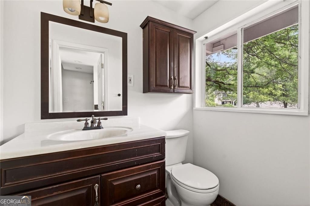 2468 Skyland Trail NE Brookhaven GA 30319