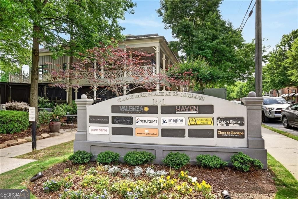 2468 Skyland Trail NE Brookhaven GA 30319