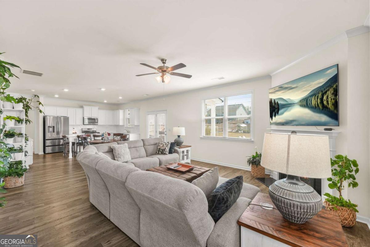 458 Blue Juniper Circle Loganville GA 30052