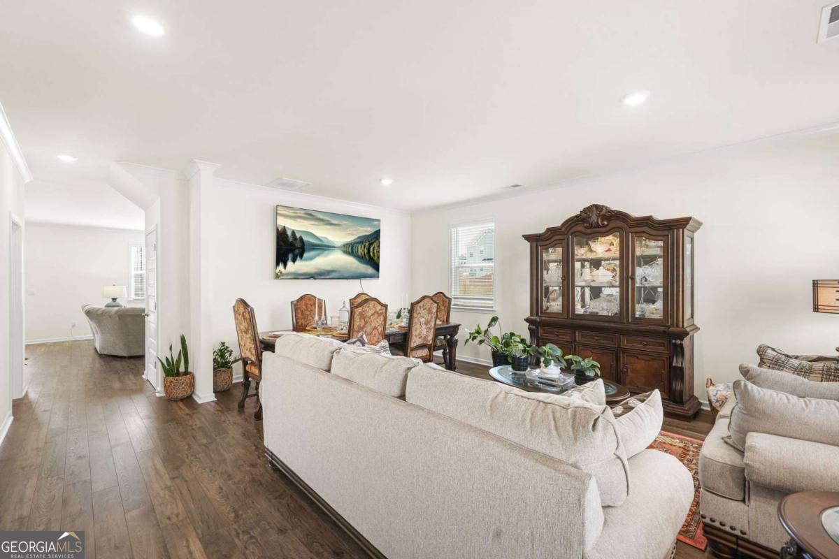 458 Blue Juniper Circle Loganville GA 30052