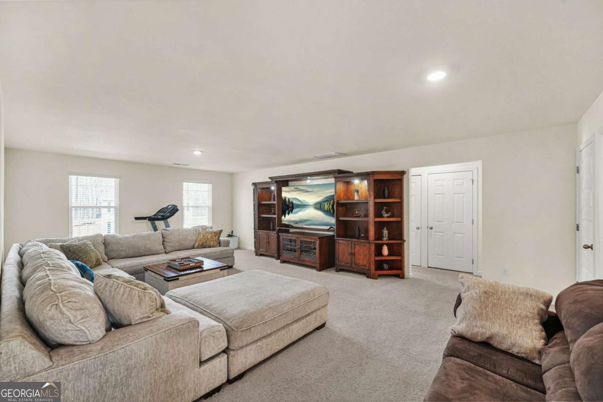 458 Blue Juniper Circle Loganville GA 30052