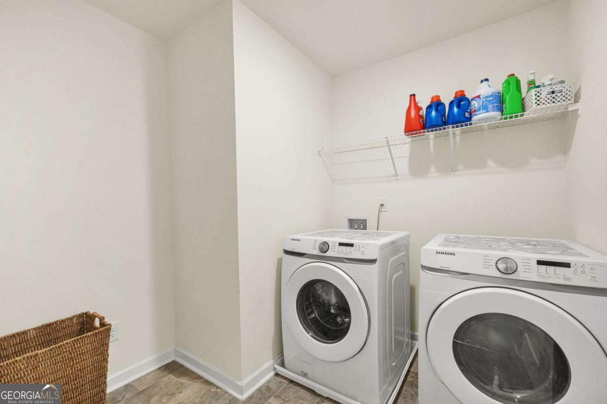 458 Blue Juniper Circle Loganville GA 30052