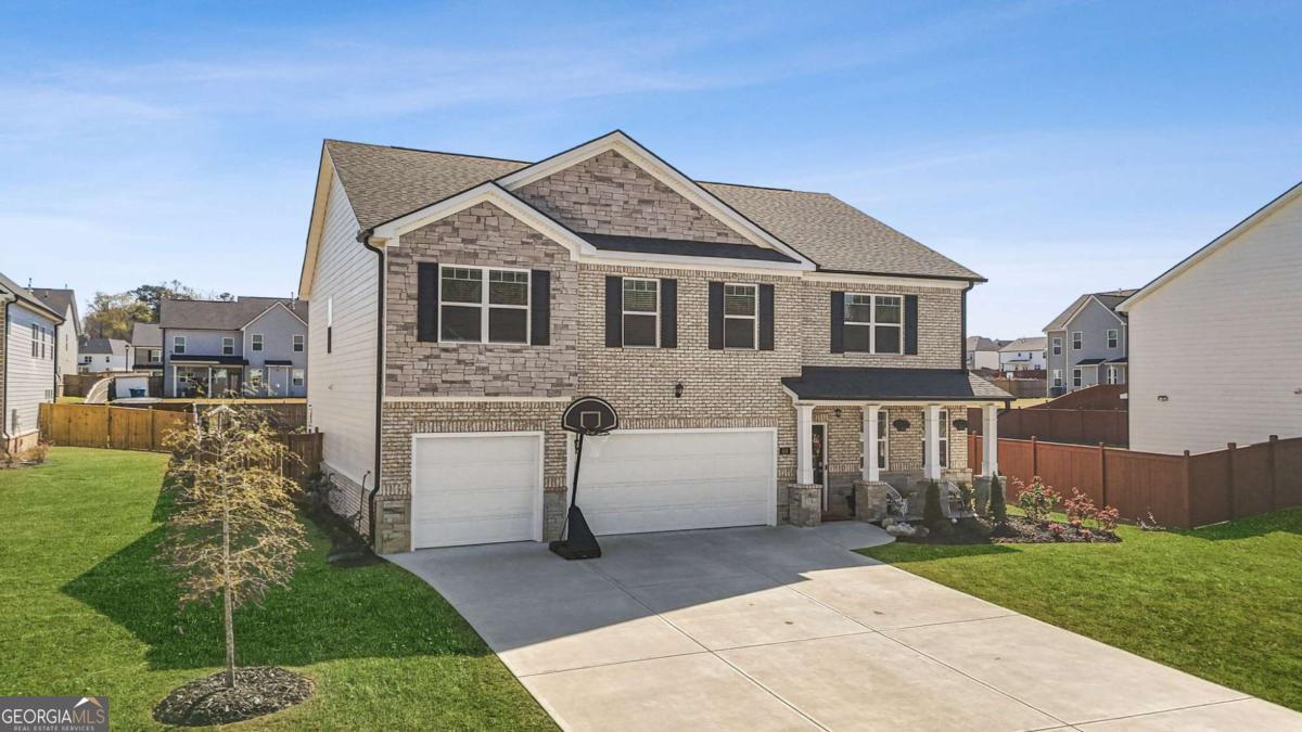 458 Blue Juniper Circle Loganville GA 30052