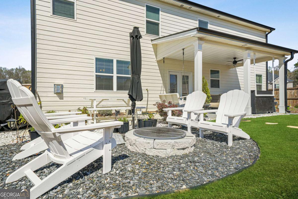458 Blue Juniper Circle Loganville GA 30052