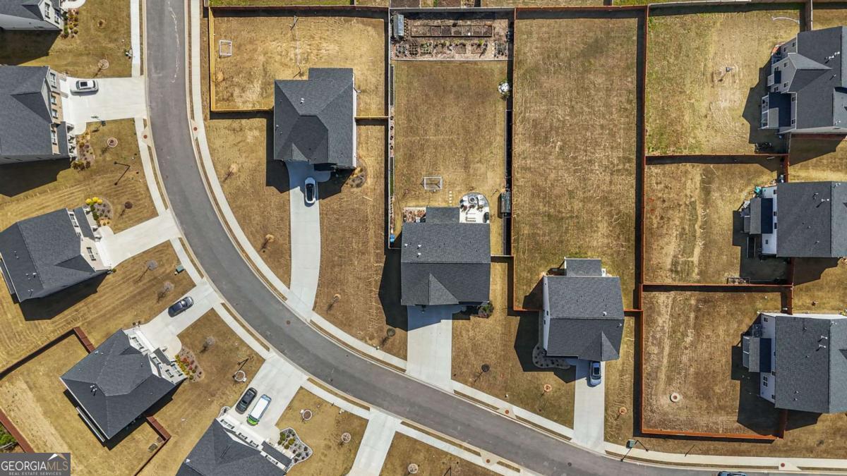 458 Blue Juniper Circle Loganville GA 30052