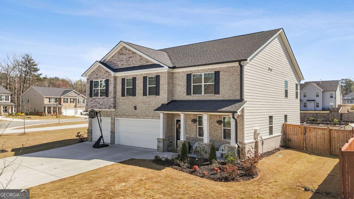 458 Blue Juniper Circle Loganville GA 30052