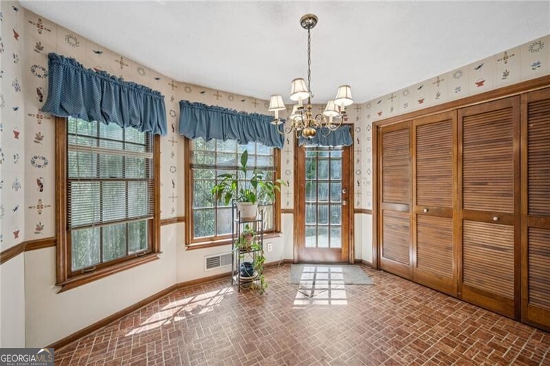 5895 Greenbrier Road Atlanta GA 30328
