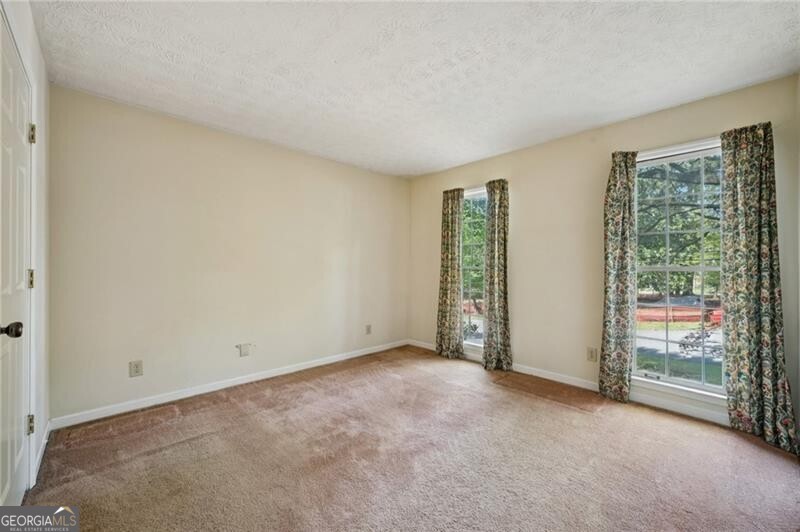 5895 Greenbrier Road Atlanta GA 30328