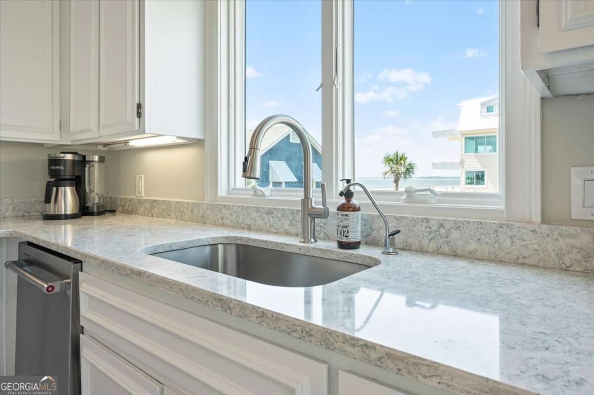 1028 Beachview Drive St. Simons Island GA 31522