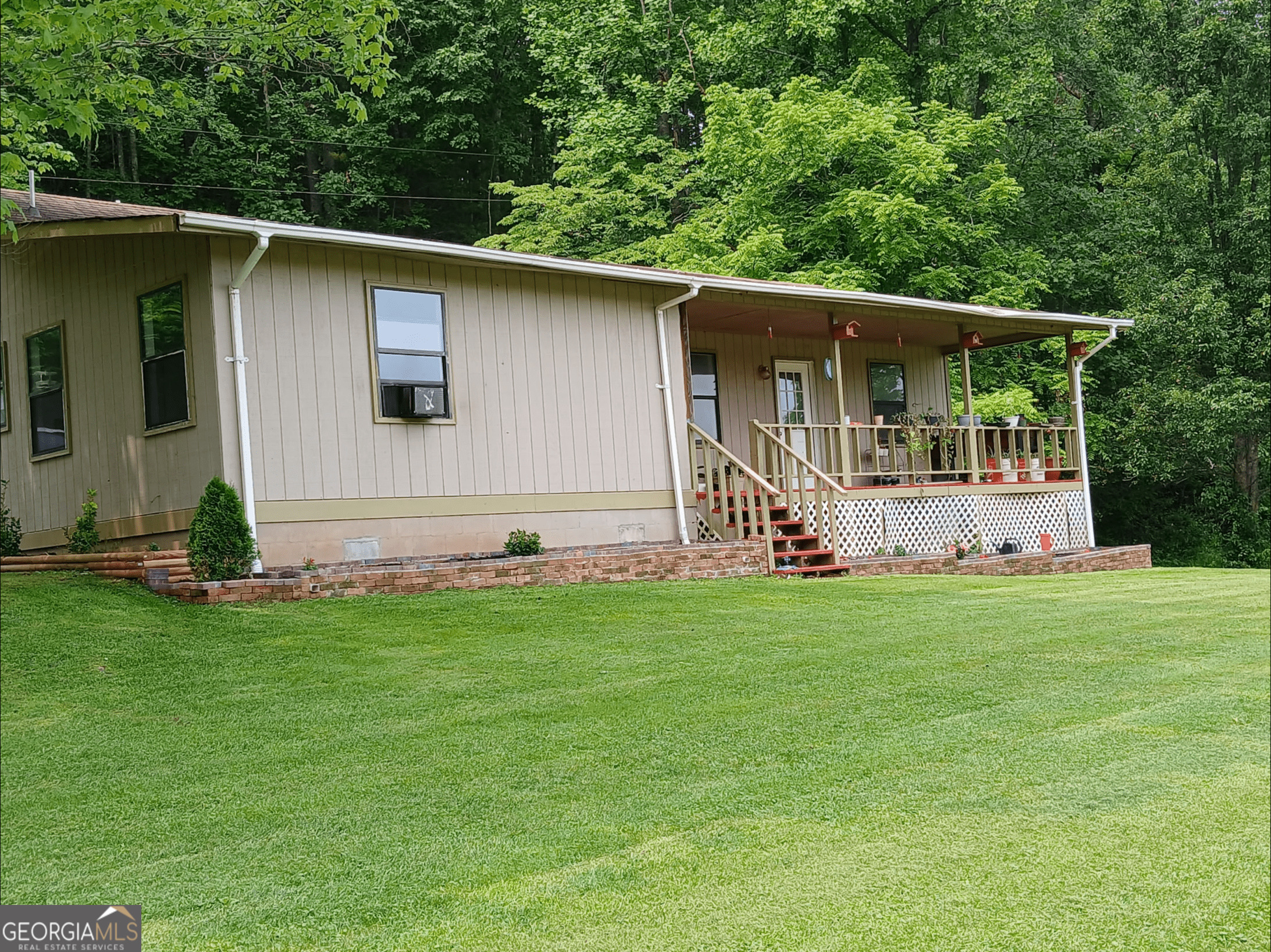 187 Bierce Drive Young Harris GA 30582