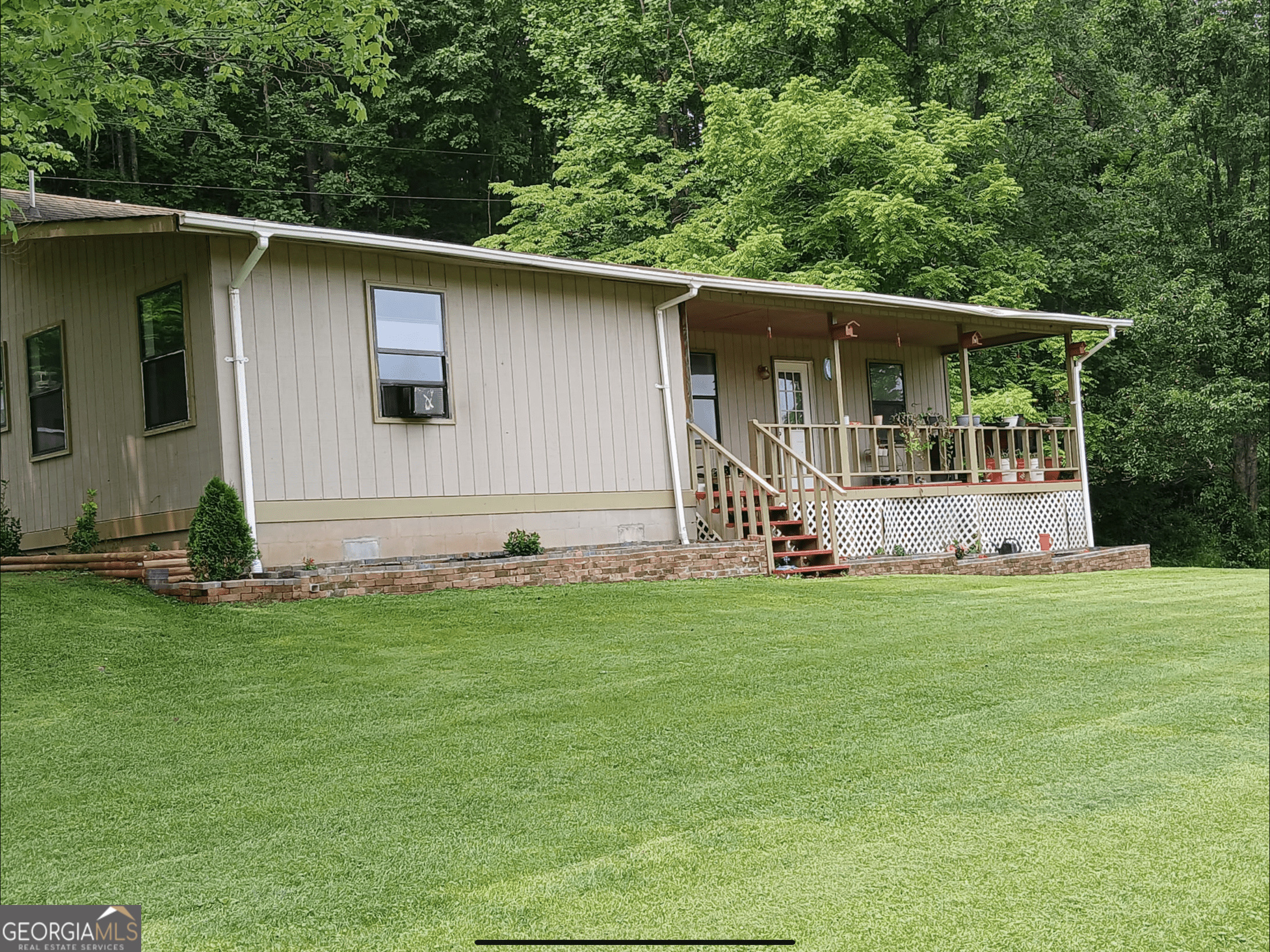 187 Bierce Drive Young Harris GA 30582