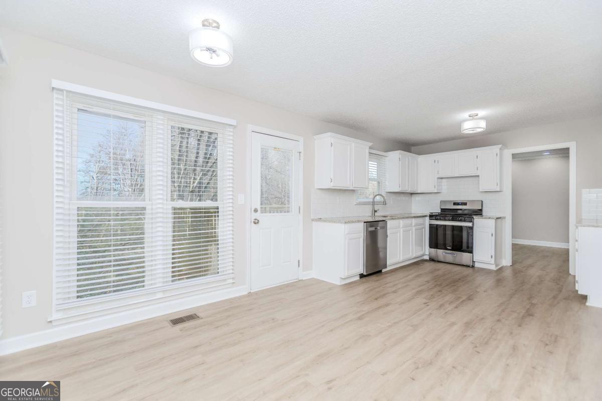 3083 Rock Creek Drive Rex GA 30273