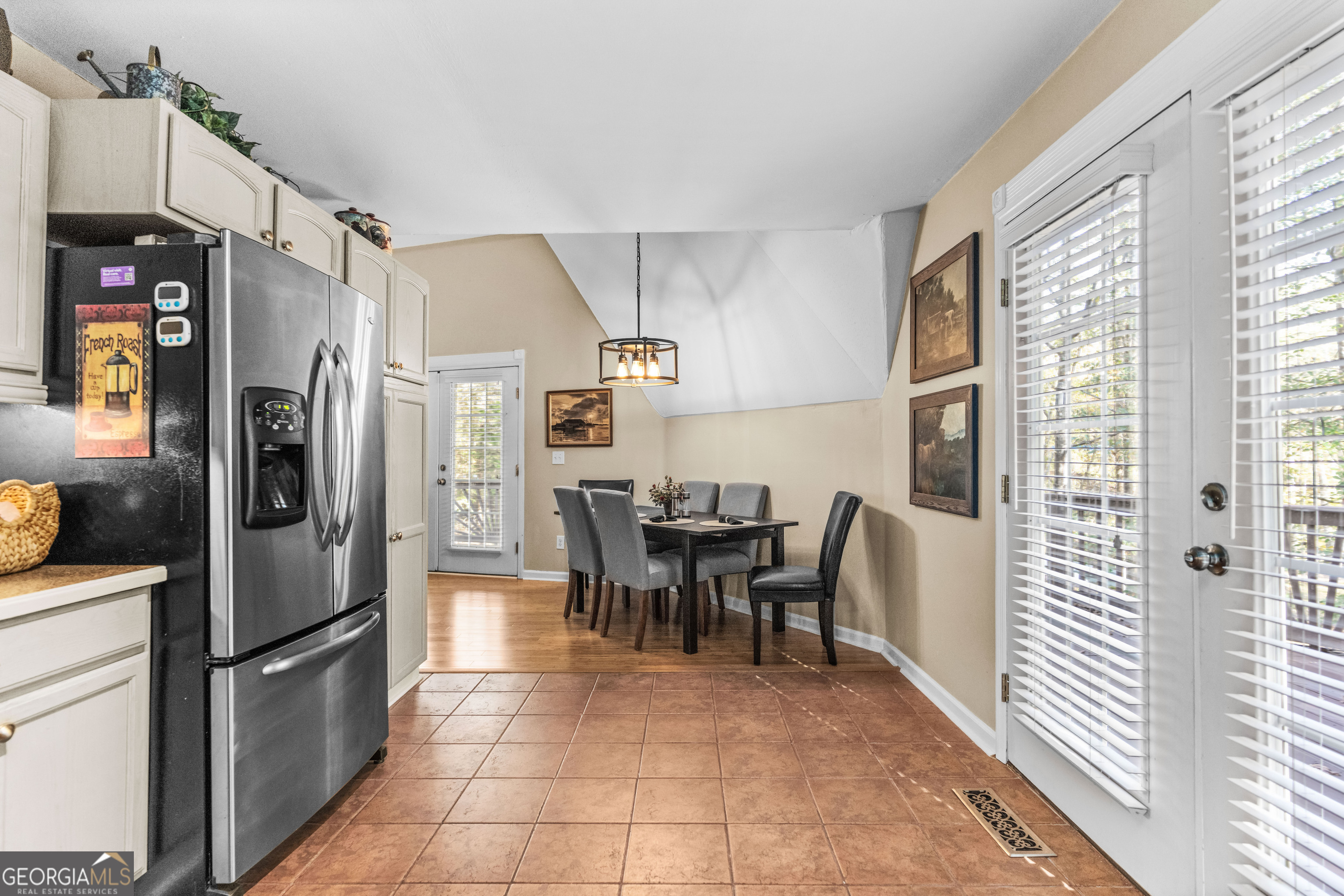 1251 White Oak Drive White Plains GA 30678
