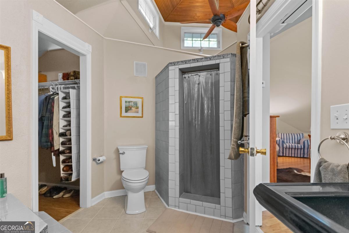 1251 White Oak Drive White Plains GA 30678