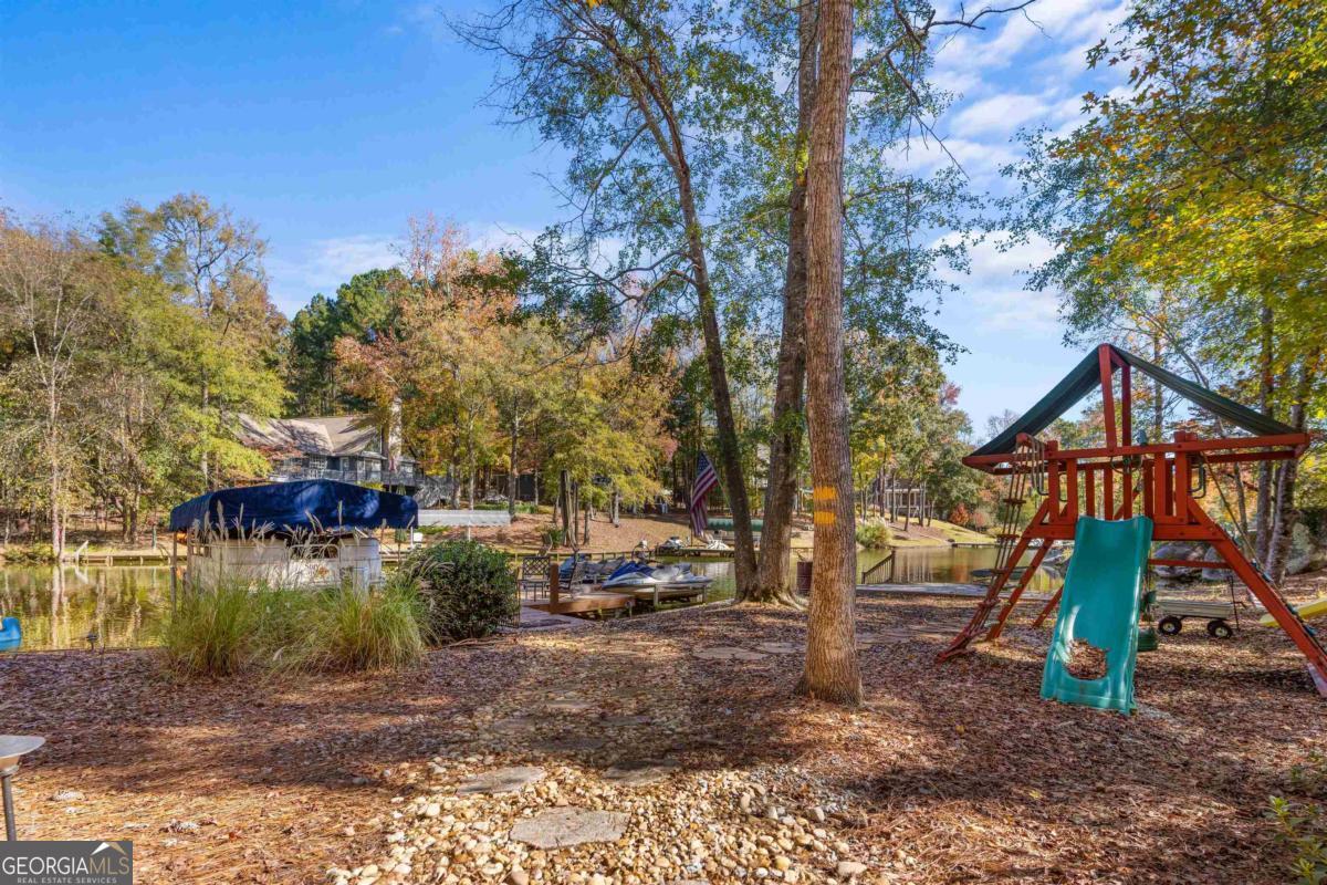 1251 White Oak Drive White Plains GA 30678