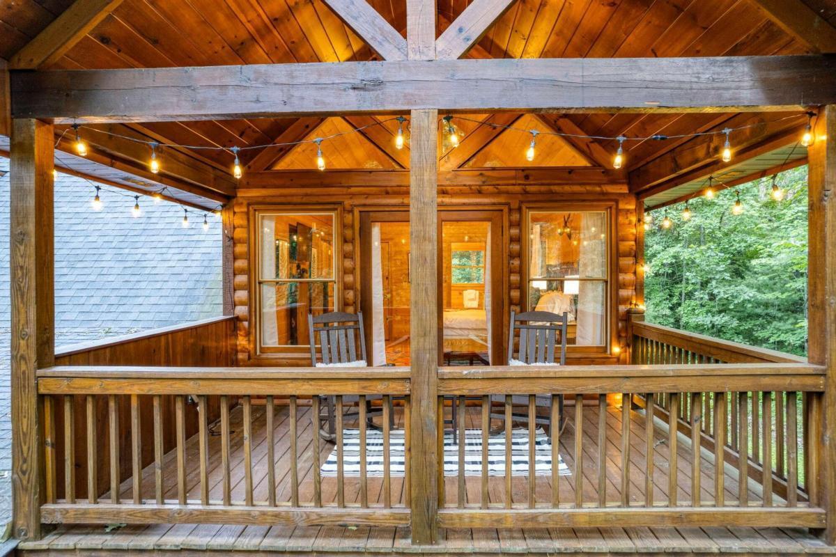 307 Bent Wood Lane Blue Ridge GA 30513