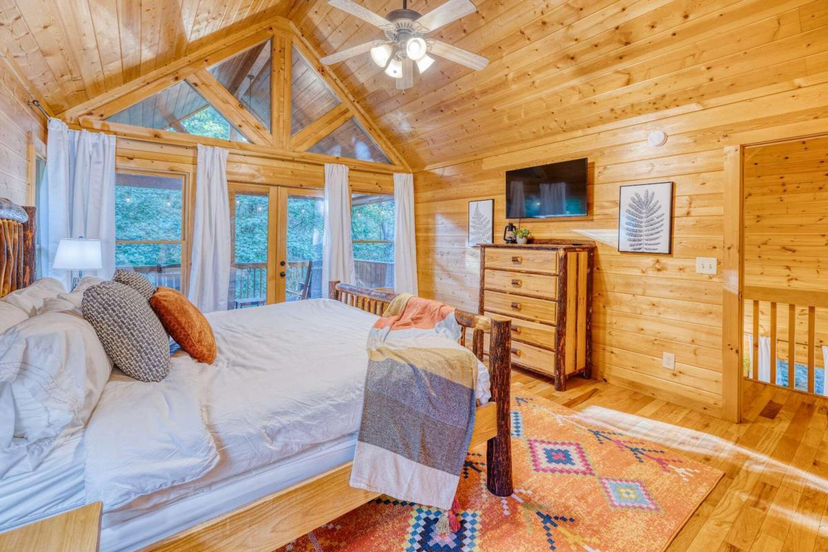 307 Bent Wood Lane Blue Ridge GA 30513