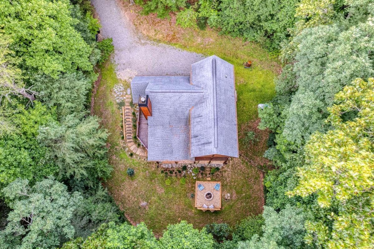 307 Bent Wood Lane Blue Ridge GA 30513