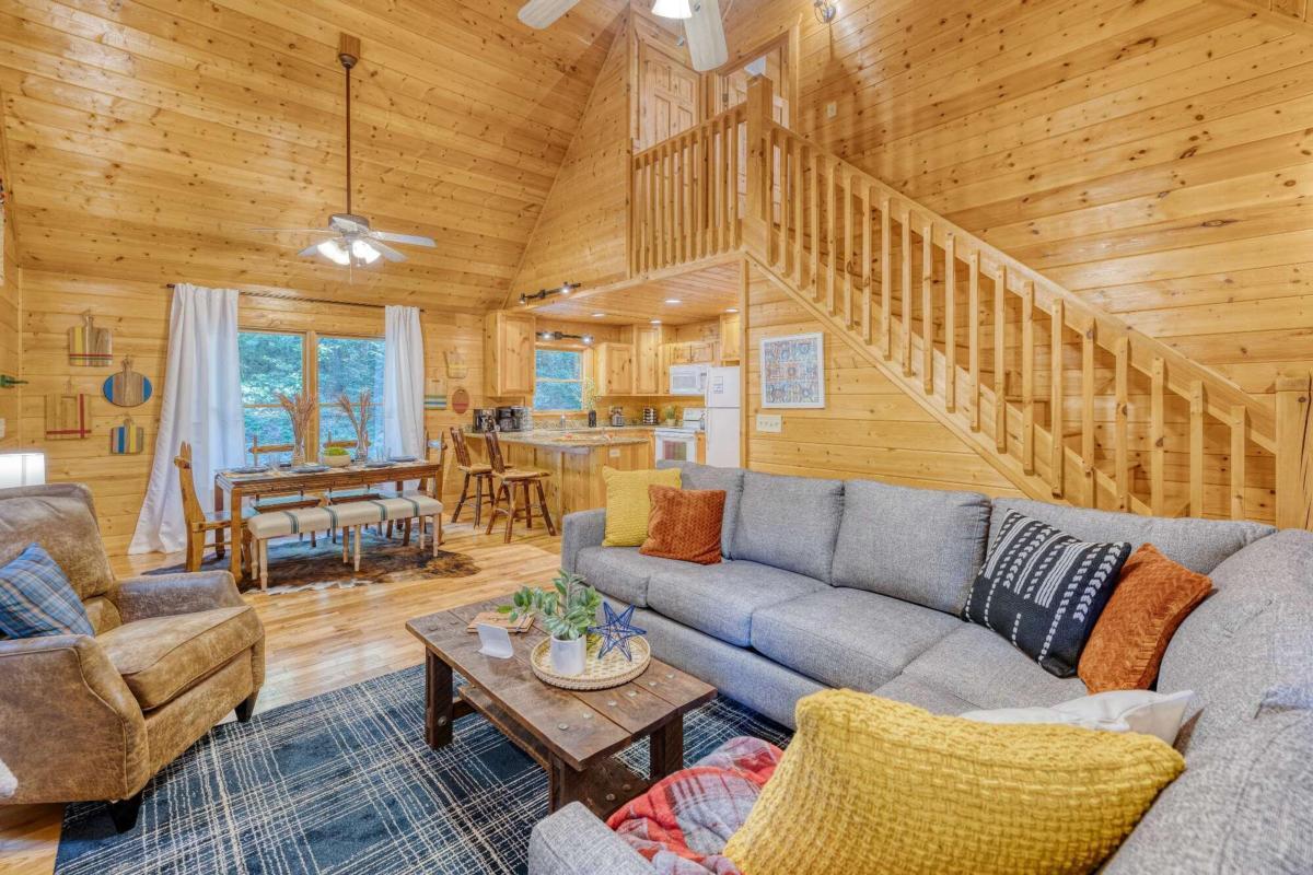 307 Bent Wood Lane Blue Ridge GA 30513