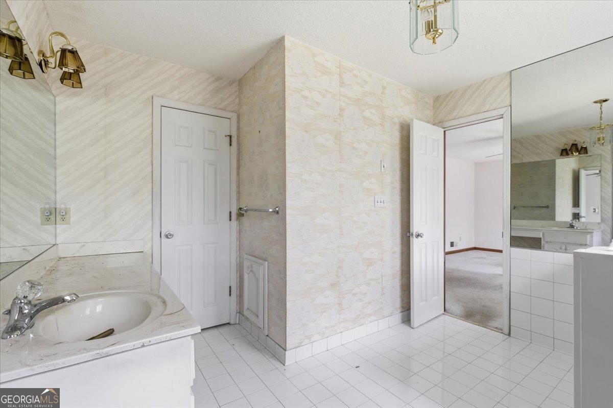 3197 Spring Lake Drive NE Conyers GA 30013