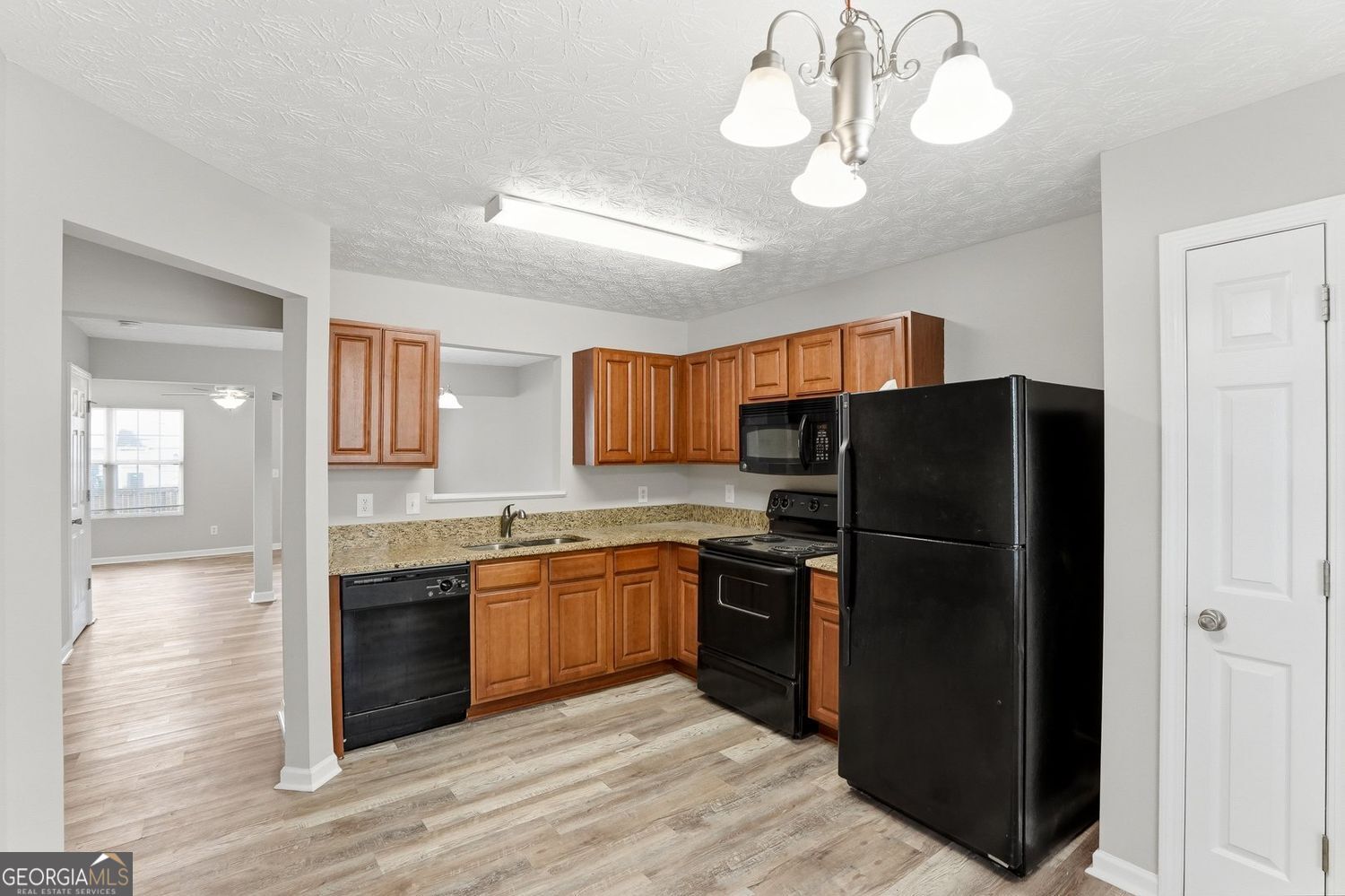 1792 Gold Finch Way Austell GA 30168