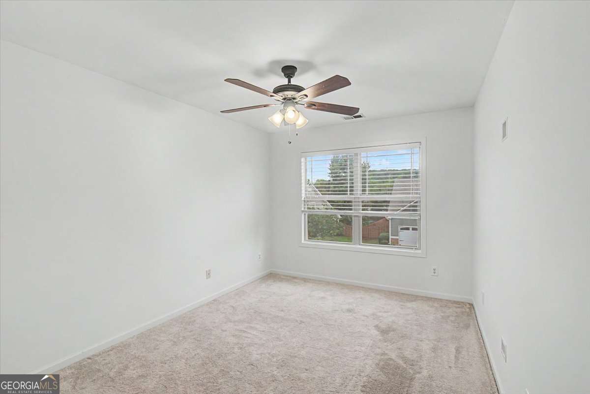 17 Redwood Drive Adairsville GA 30103