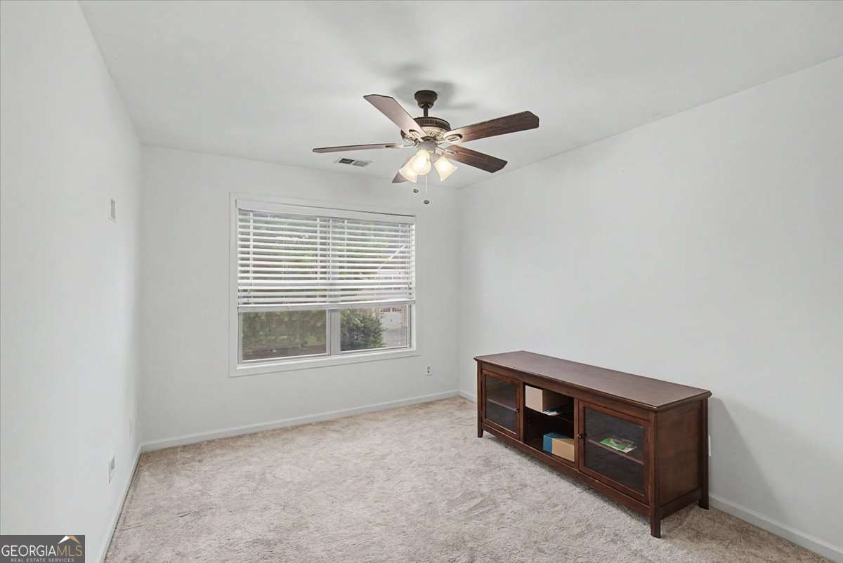 17 Redwood Drive Adairsville GA 30103