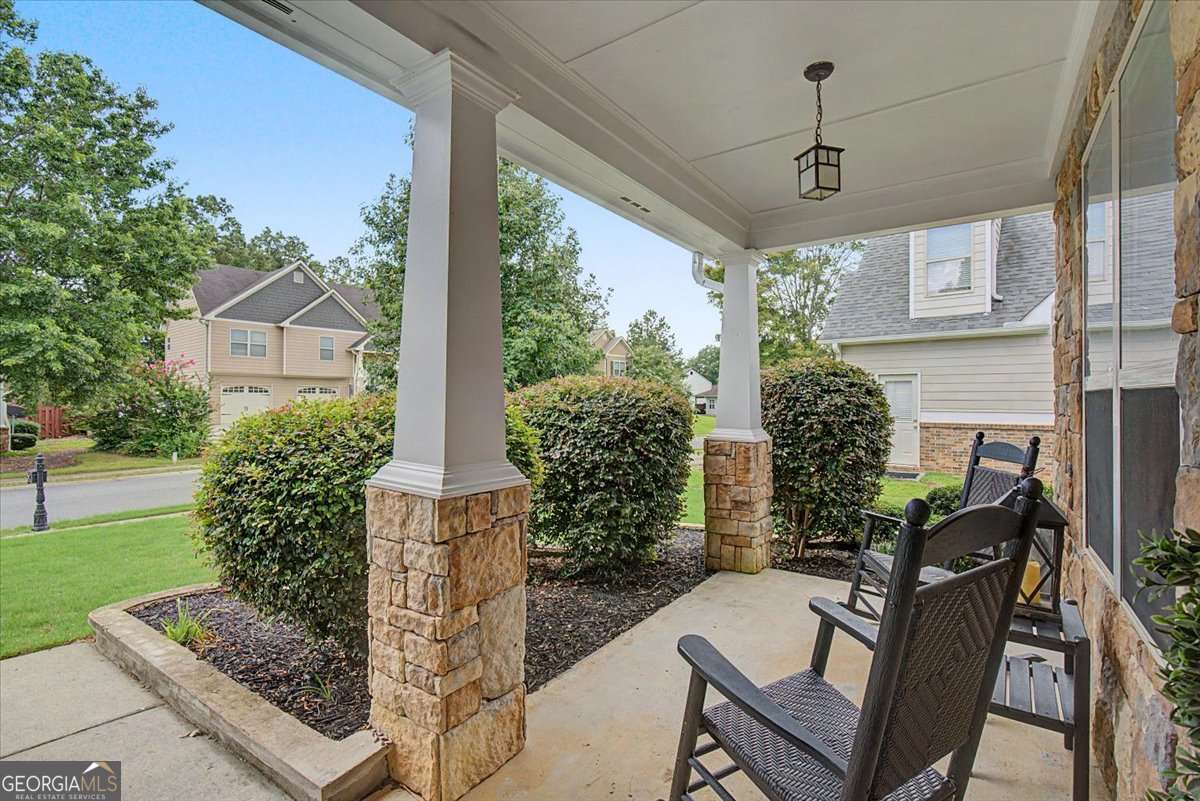 17 Redwood Drive Adairsville GA 30103