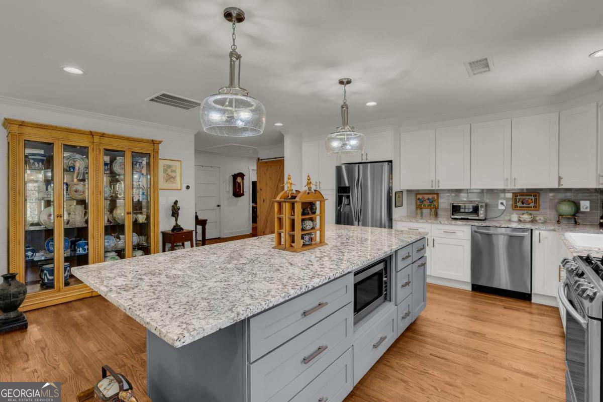 2035 Beecher Road Atlanta GA 30311