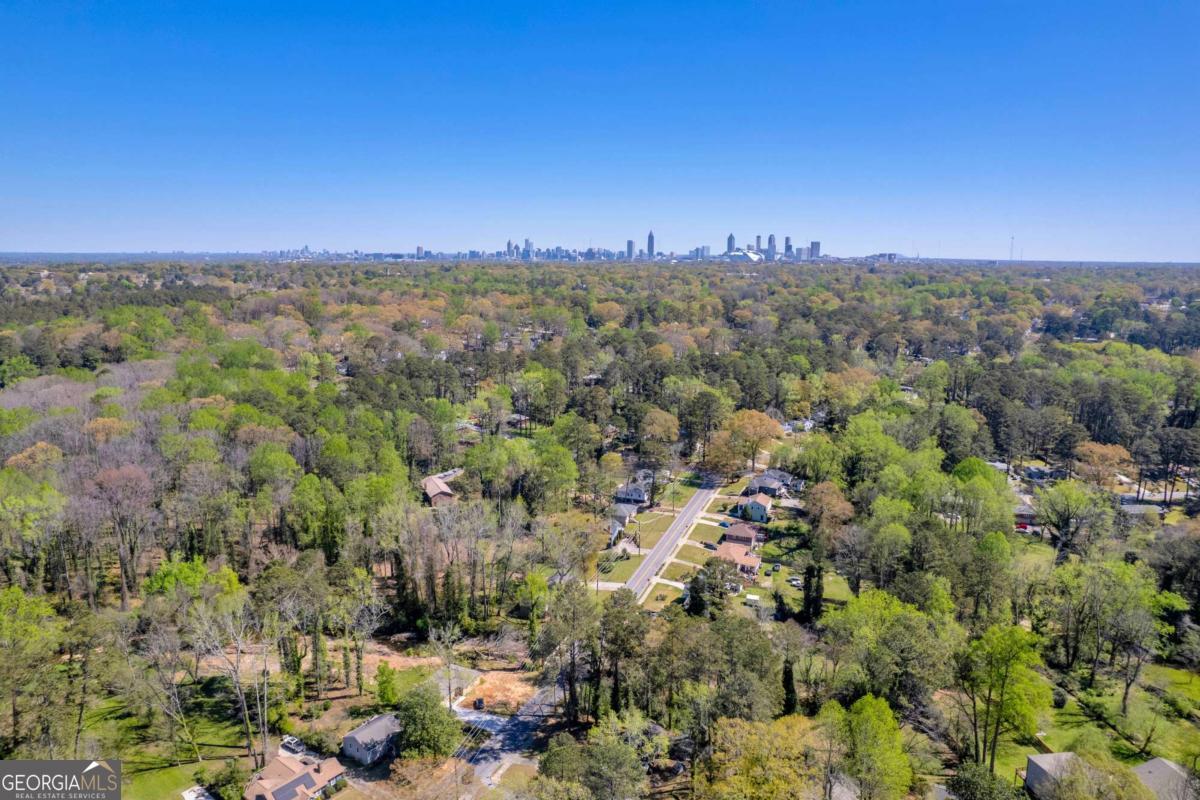 2035 Beecher Road Atlanta GA 30311