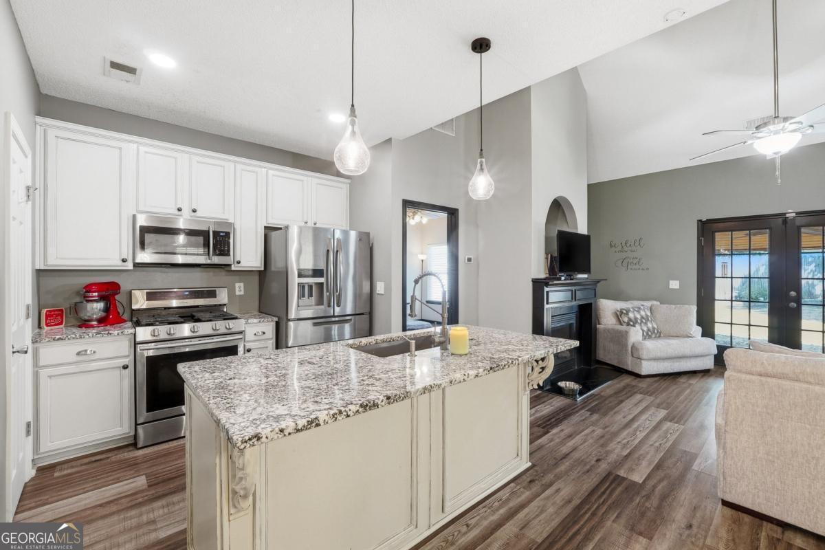 16 Shaw Boulevard Cartersville GA 30121