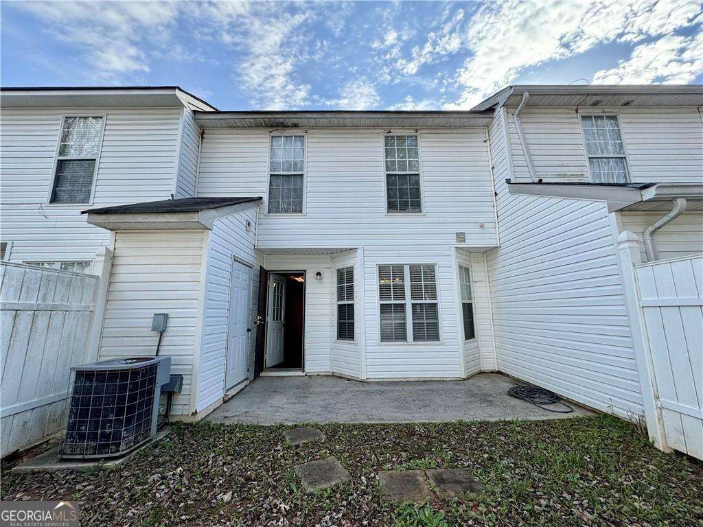 2285 Strathmoor Manor Drive Lithonia GA 30058