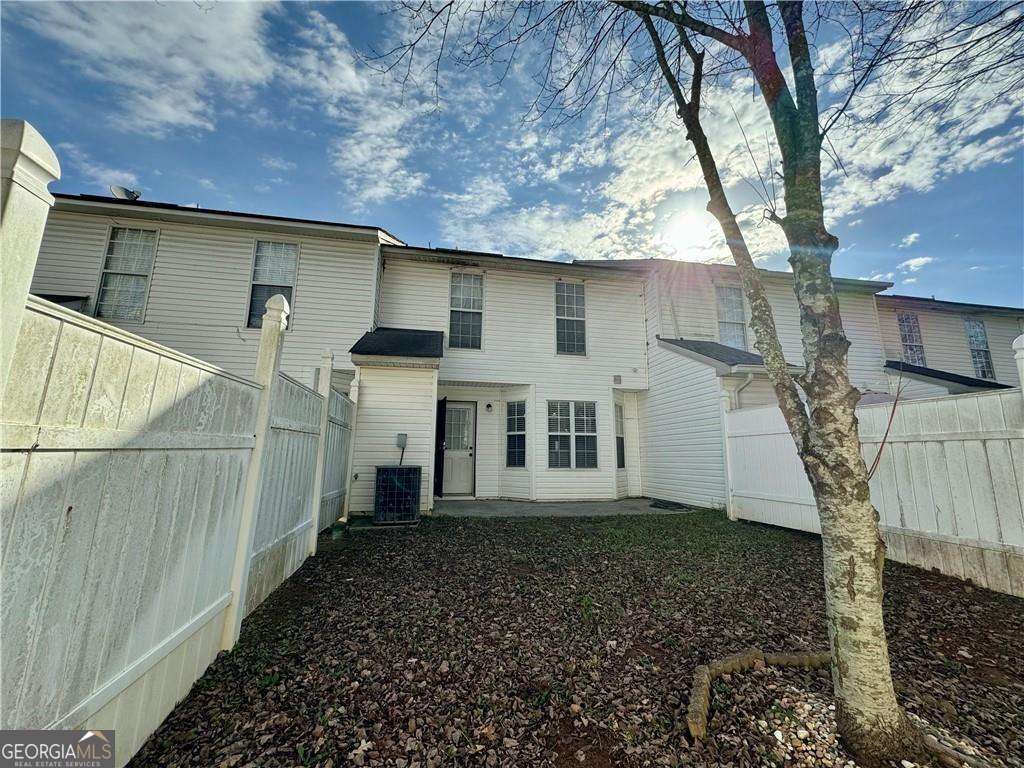 2285 Strathmoor Manor Drive Lithonia GA 30058